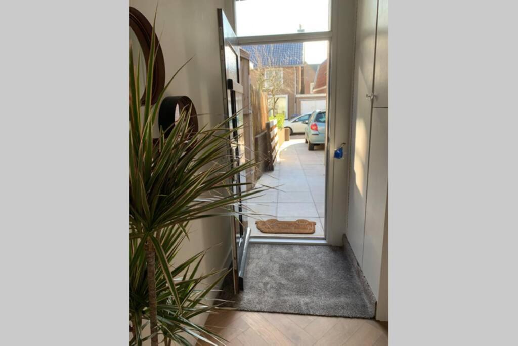 Charming Private Guesthouse Air By The Beach Zandvoort Exterior foto
